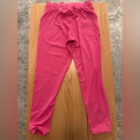 Pink Barbie Racing Costume Set – Size M – Spirit Halloween - Picture 10 of 16